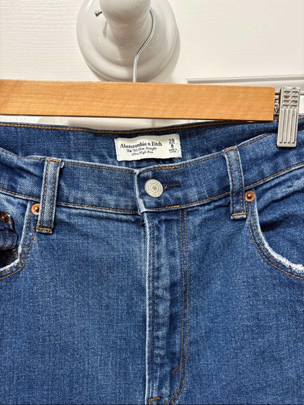 Abercrombie & Fitch the ‘90s Slim Straight ultra high rise 29/8 curve love